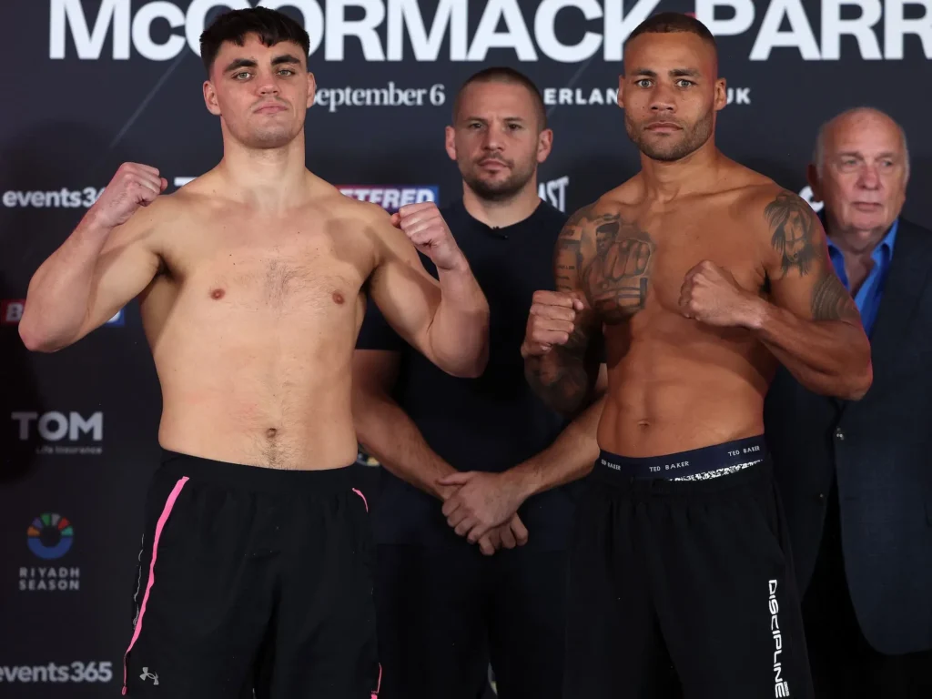 Mark Dickinson vs Troy Williamson