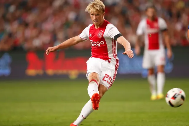 Ajax (Kasper Dolberg)