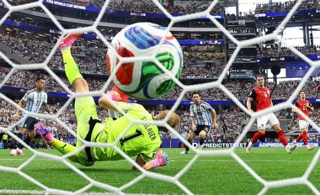 Saves Acca