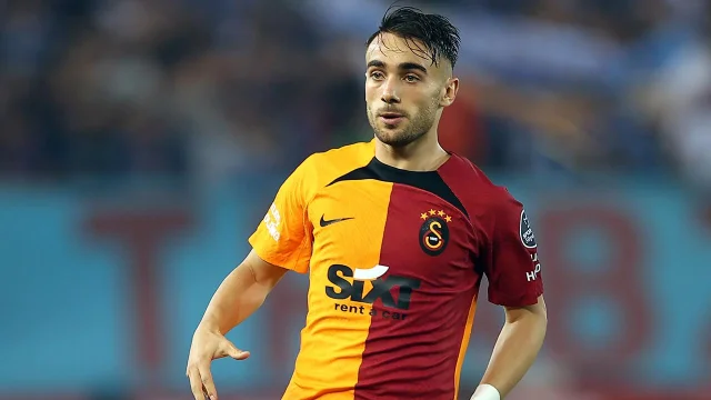 Galatasaray (Yunus Akgün)